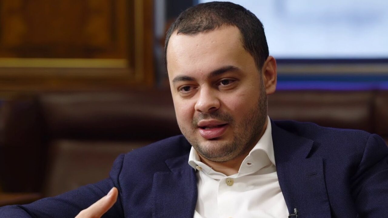 Лачен обслуговує медіакампанії громадянина Росії Сєяра Куршутова, – ЗМІ