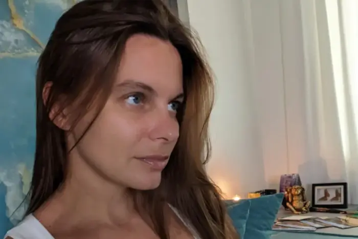 Знімалася голою і носила кокошник: що відомо про почесну консулку України в Домінікані