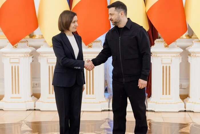 Зеленський зустрівся з президенткою Молдови