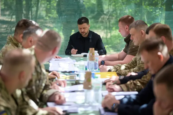 Безпекова ситуація на Дніпровщині: президент провів нараду