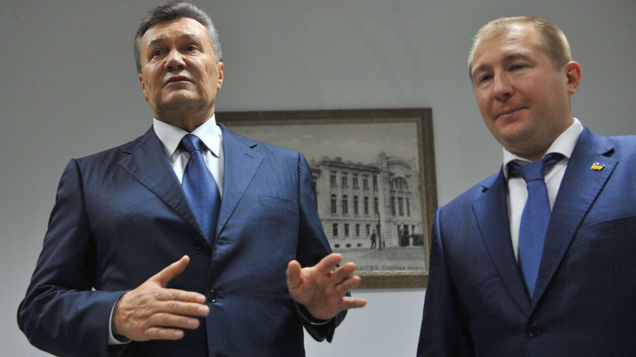 Адвокат Януковича, справа Борисова та слід «Фудзіями»: ЗМІ розповіли, що відомо про Віталія Сердюка